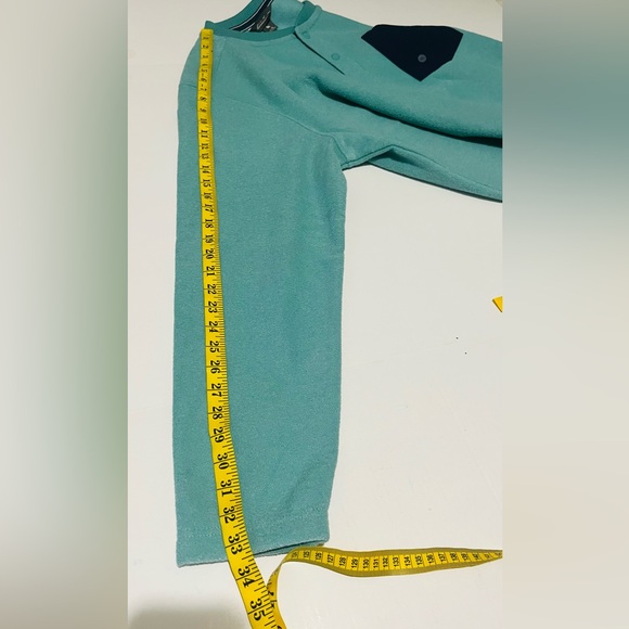 Eddie Bauer Mountain Henley Fleece Men's Teal Sweater with Navy Pocket - Picture 7 of 8